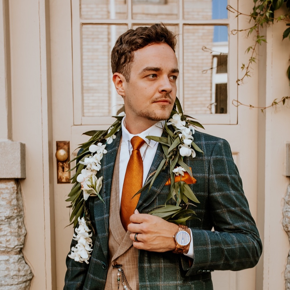 Meet your Posher, Bryson